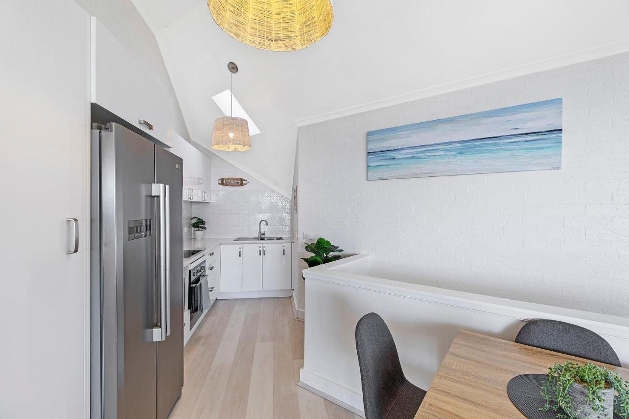 Pacific Breeze 11 Apartment