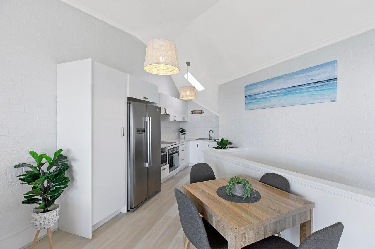 Pacific Breeze 11 Apartment
